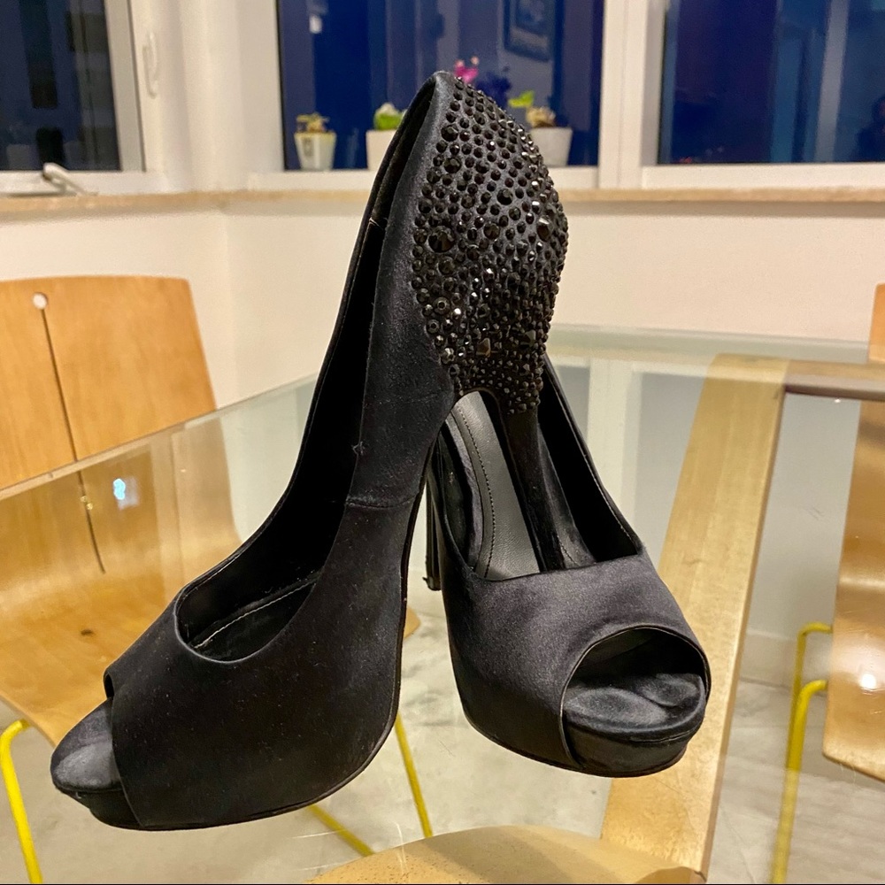 SEXI ALDO BLACK HIGH HEELS